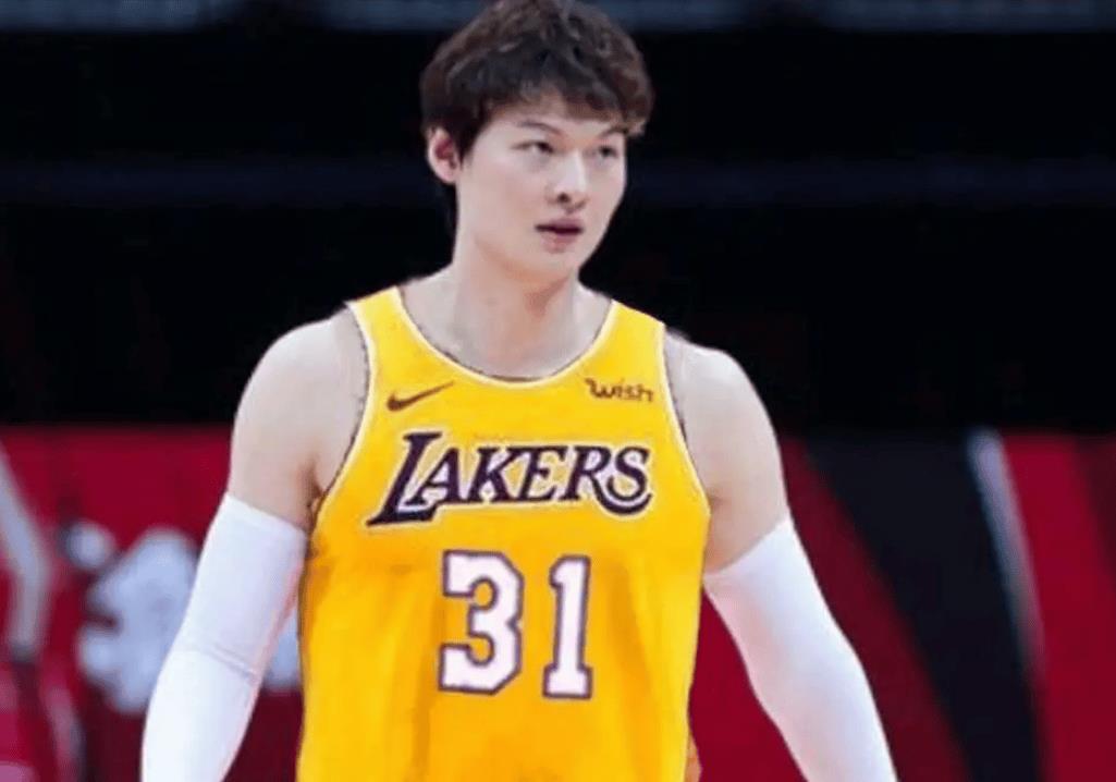 篮球场上的12345号位是什么意思（1号位到5号位什么意思）