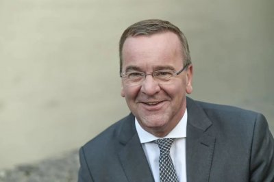 ​德国任命皮斯托留斯为新国防部长，朔尔茨：是我国杰出的政治家