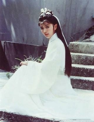 历代小龙女大集合，哪一版的小龙女是你心中永远的白月光？