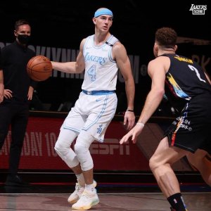 ​NBA球员上脚：维金斯穿匹克球鞋，安踏和李宁的战靴都有