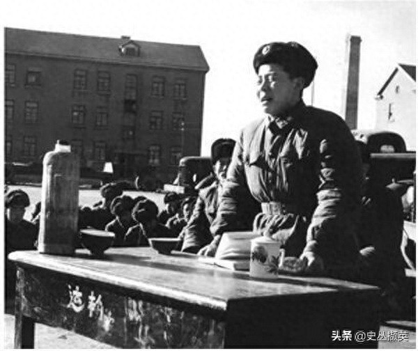 8张较为罕见的雷锋老照片