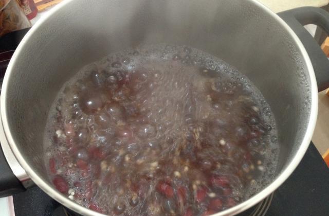 手把手教你做双皮奶，方法简单易上手，自己做不比外面口味差