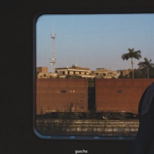 ​女朋友过生日送什么礼物好（“女朋友生日送什么礼物好？”）