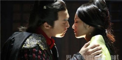 ​安以轩杜淳有什么关系？