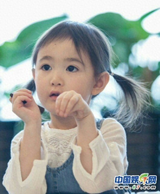 娱乐圈人气顶呱呱很得宠十位“金童玉女”（图）