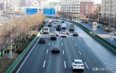 ​女司机跑高速时，“尿急”怎么办？这个画面真是让人“羞红了脸”