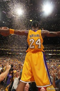 ​前方福利！缅怀科比，一大波高清手机壁纸双手奉上！