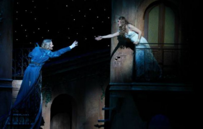 朱丽叶与罗密欧的故事，和梁山伯与祝英台有何不同？