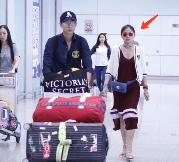 魏晨水下求婚成功！相恋10年，女友是川音同学