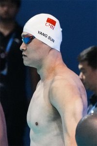 ​泳坛巨星孙杨轻松晋级全国夏季锦标赛400米自由泳决赛