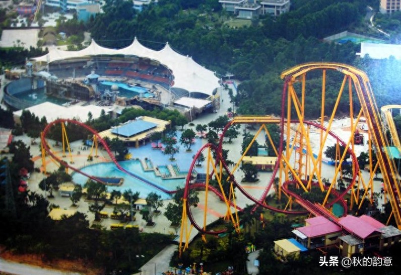 广州市长隆旅游度假区，占地面积 1万亩，门票价格 285-350元