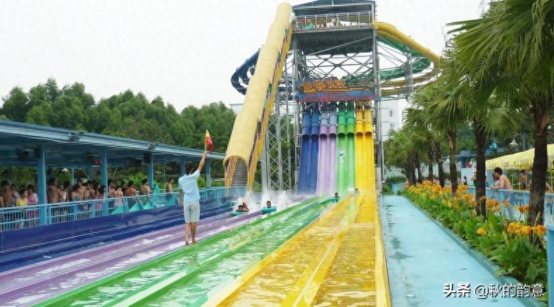 广州市长隆旅游度假区，占地面积 1万亩，门票价格 285-350元