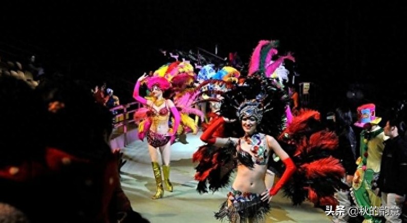 广州市长隆旅游度假区，占地面积 1万亩，门票价格 285-350元